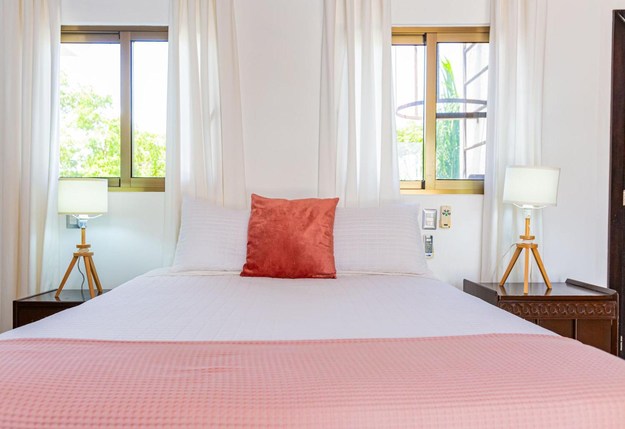 Suites At Grand Laguna Beach By Calisto Stays Сосуа Номер фото