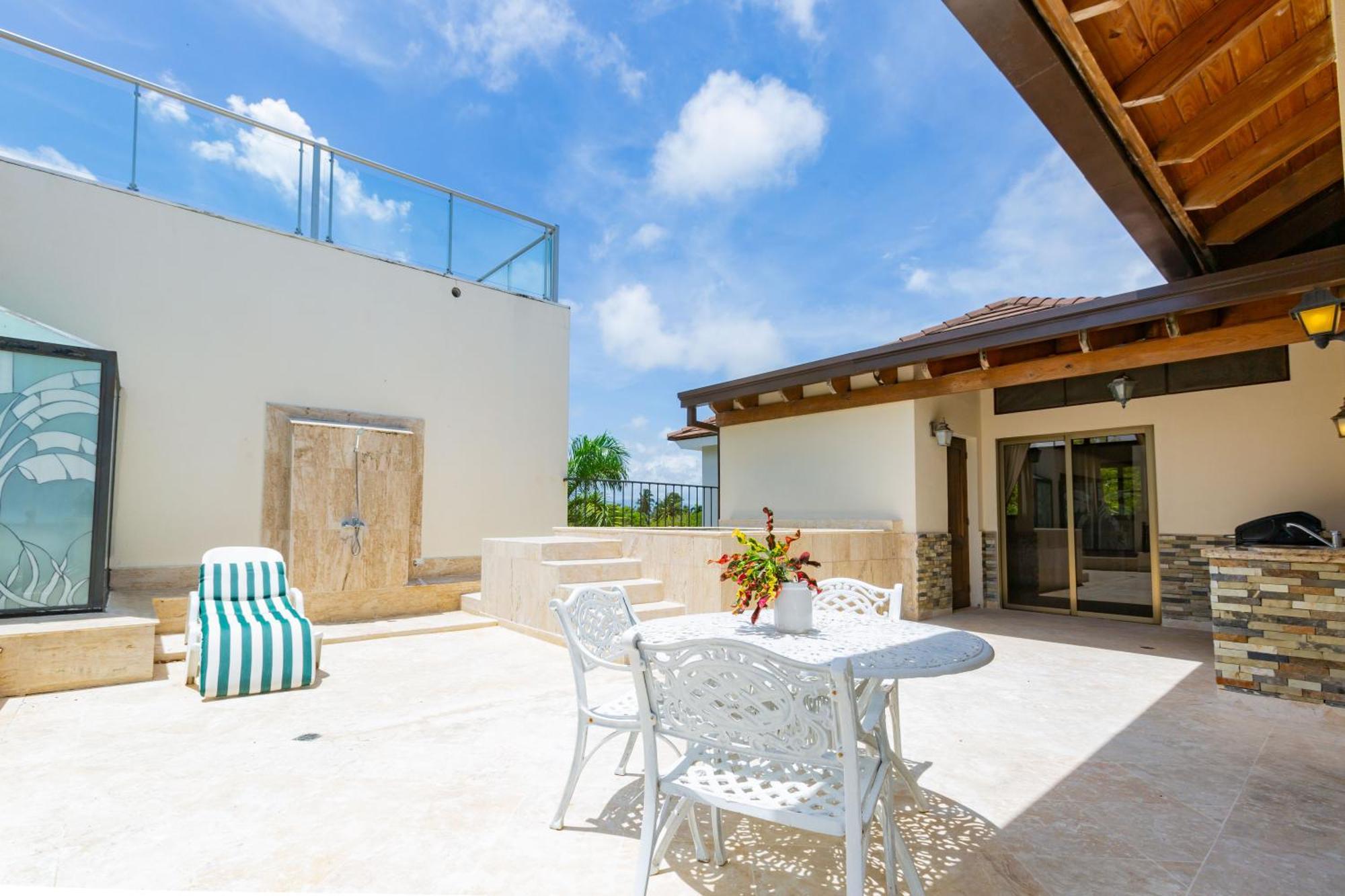 Suites At Grand Laguna Beach By Calisto Stays Сосуа Номер фото