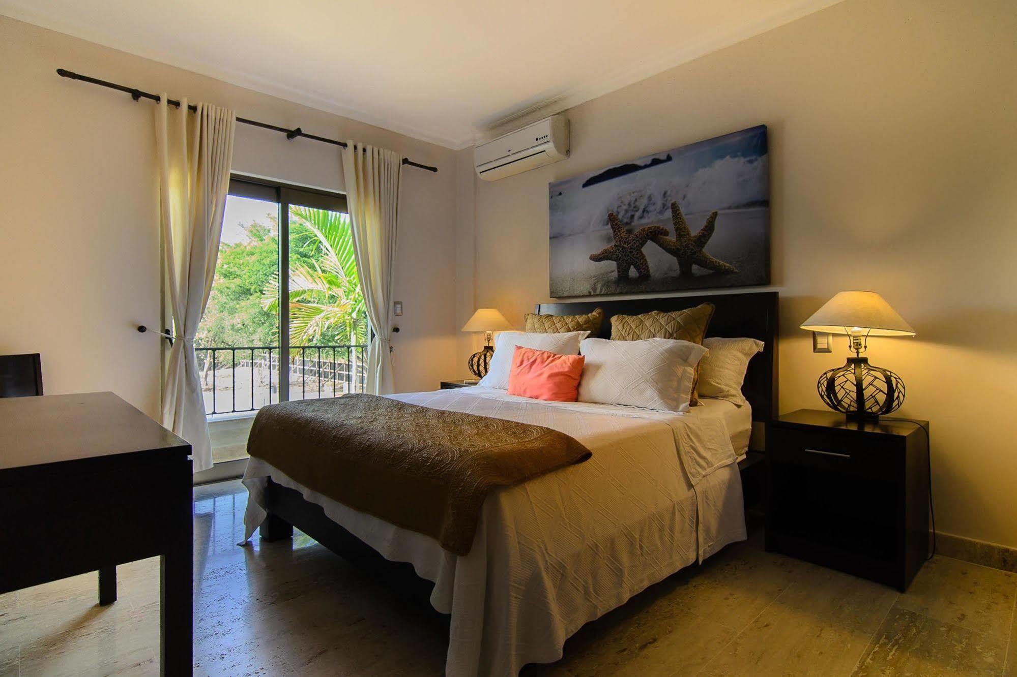 Suites At Grand Laguna Beach By Calisto Stays Сосуа Екстер'єр фото
